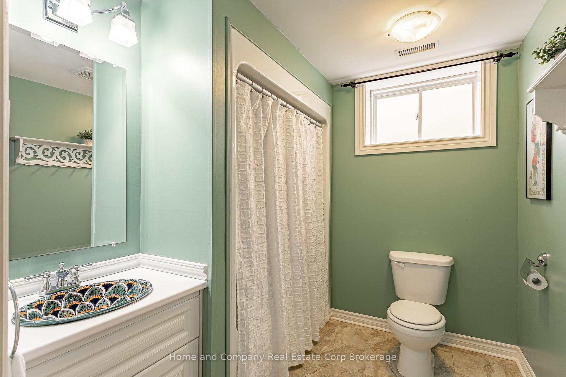 Photo 27 of Unit 23, 23 North Pointe Drive, Stratford — HOMEH
