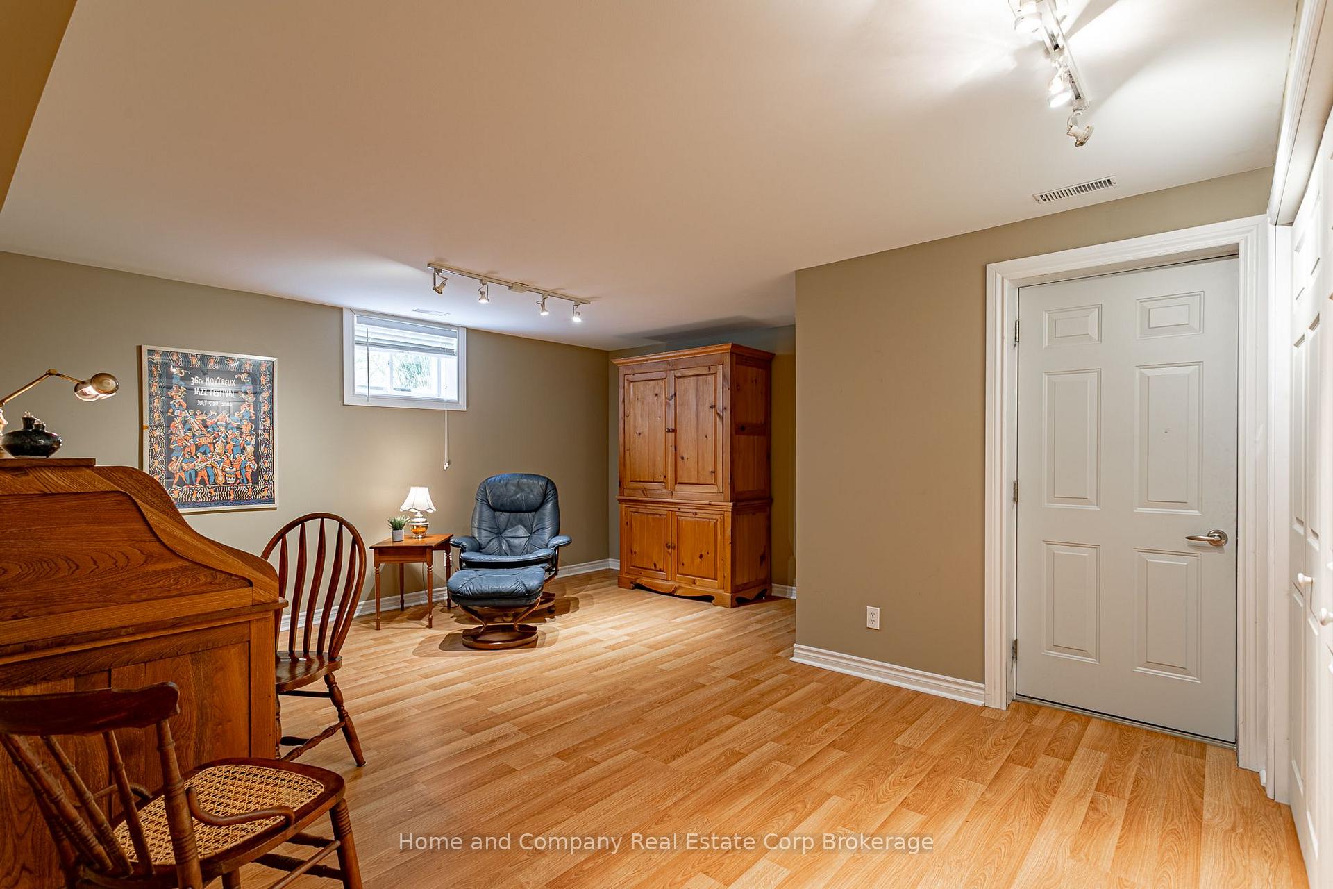 Photo 28 of Unit 23, 23 North Pointe Drive, Stratford — HOMEH
