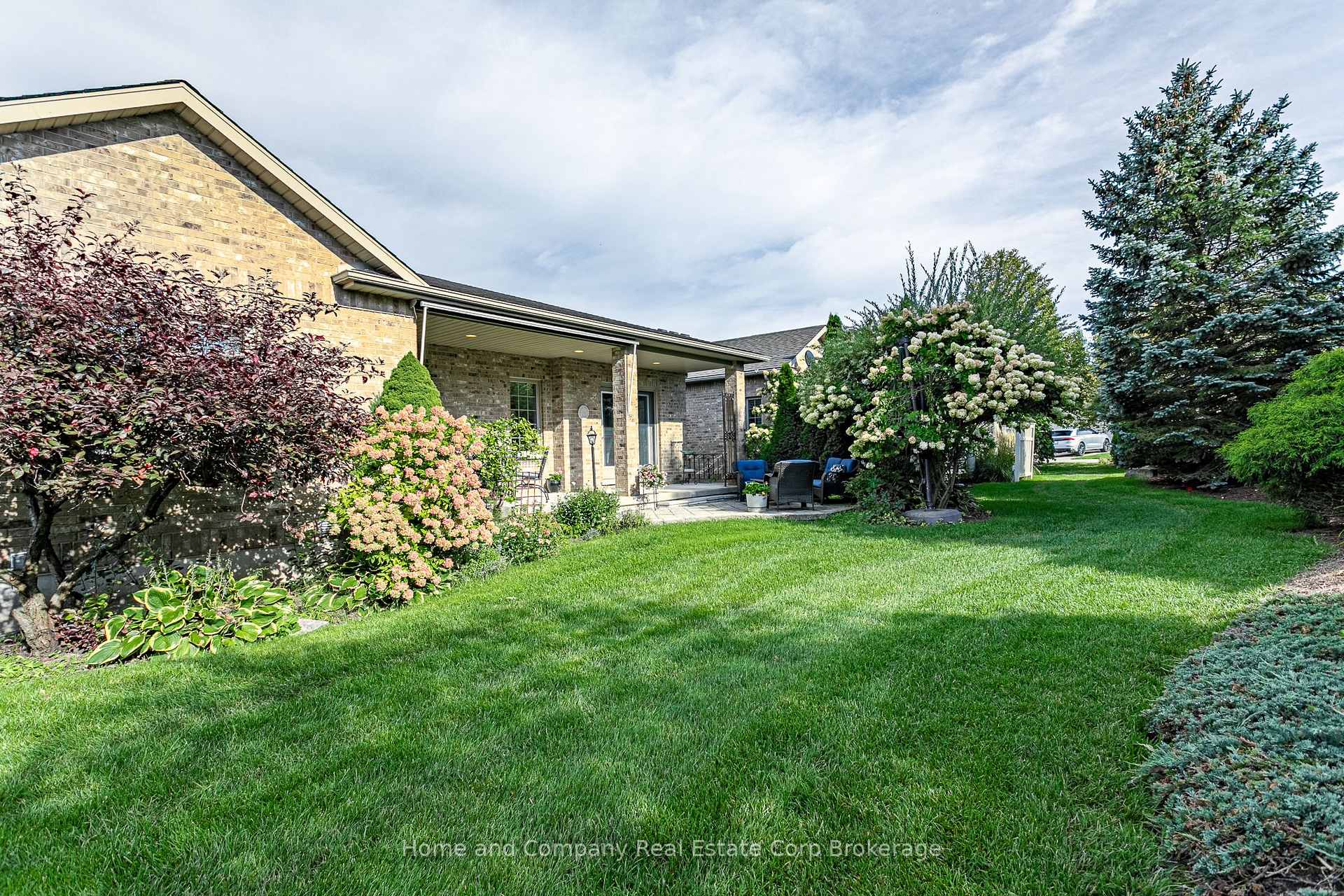 Photo 32 of Unit 23, 23 North Pointe Drive, Stratford — HOMEH