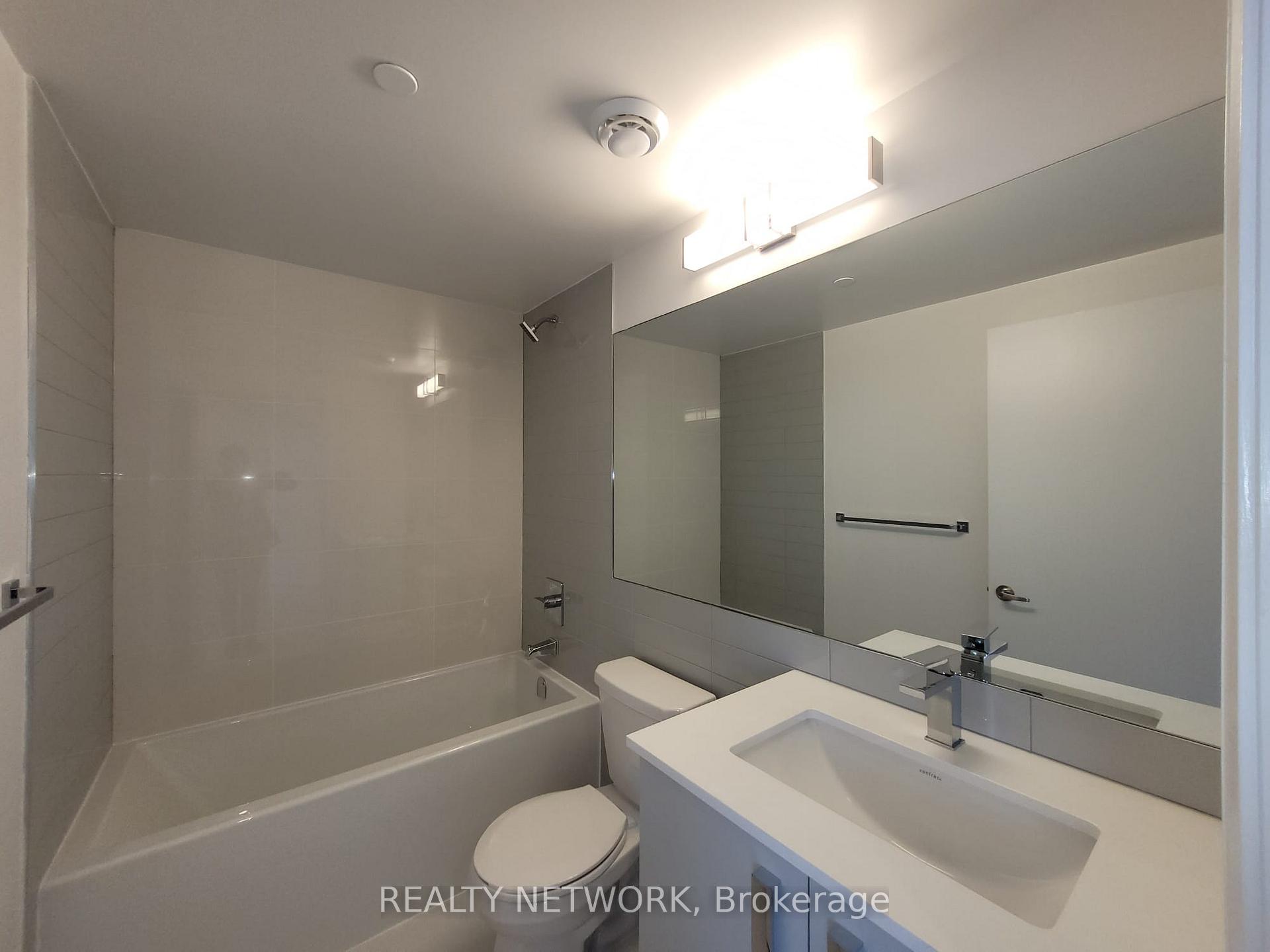 Photo 10 of Unit 2807, 30 Gibbs Road, Etobicoke, Islington-City Centre West — HOMEH