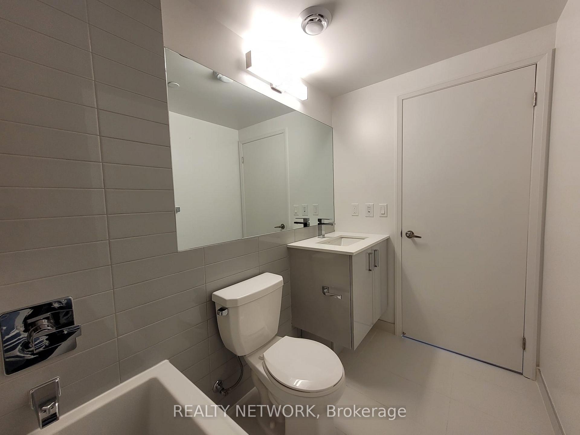Photo 11 of Unit 2807, 30 Gibbs Road, Etobicoke, Islington-City Centre West — HOMEH