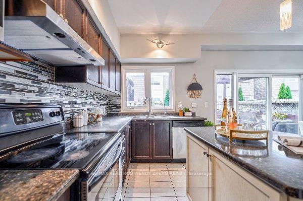 Photo 14 of 6 Todman Lane, Markham, Wismer — HOMEH