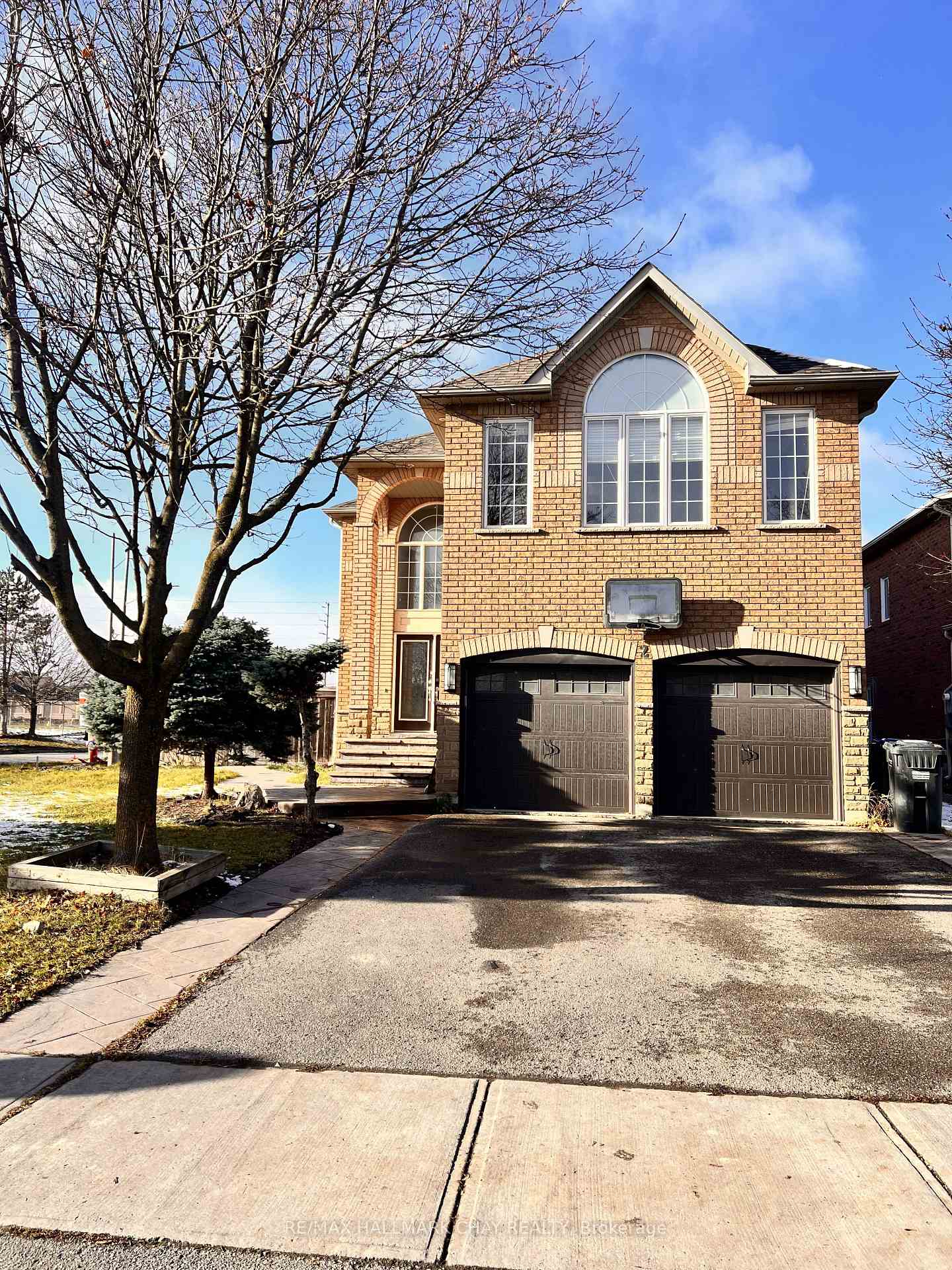 Photo 1 of 2 Southbend Drive S, Brampton, Snelgrove — HOMEH