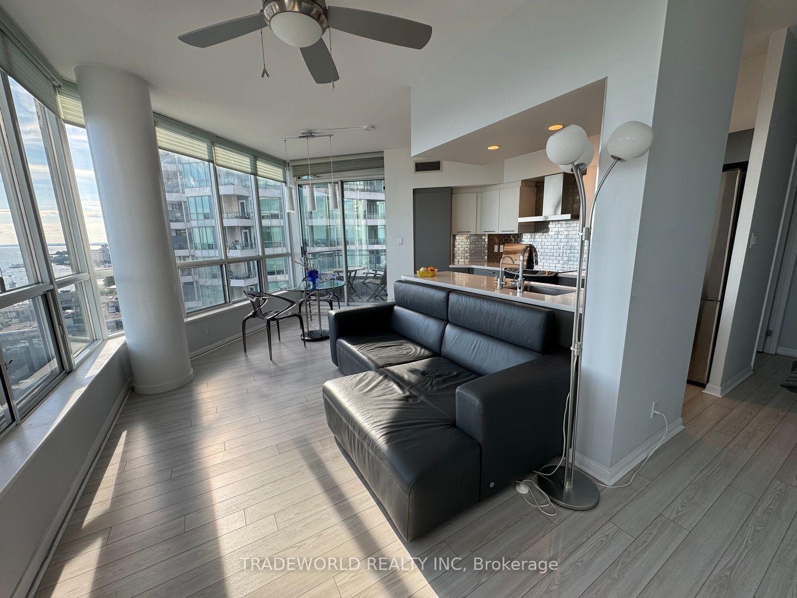 Photo 5 of Unit 2308, 228 Queens Quay W, Toronto, Waterfront Communities — HOMEH