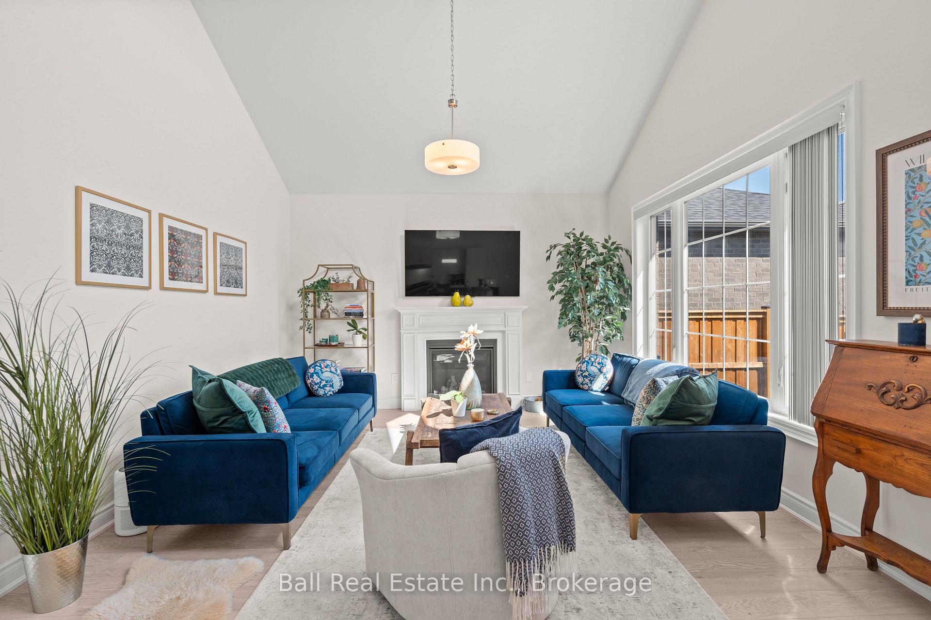 Photo 15 of 708 Whetstone Lane S, Peterborough, Northcrest Ward 5 — HOMEH