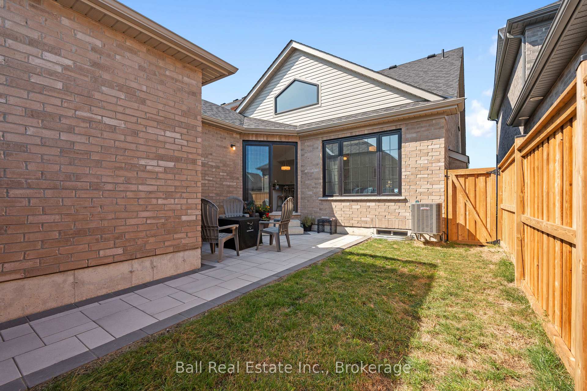 Photo 44 of 708 Whetstone Lane S, Peterborough, Northcrest Ward 5 — HOMEH