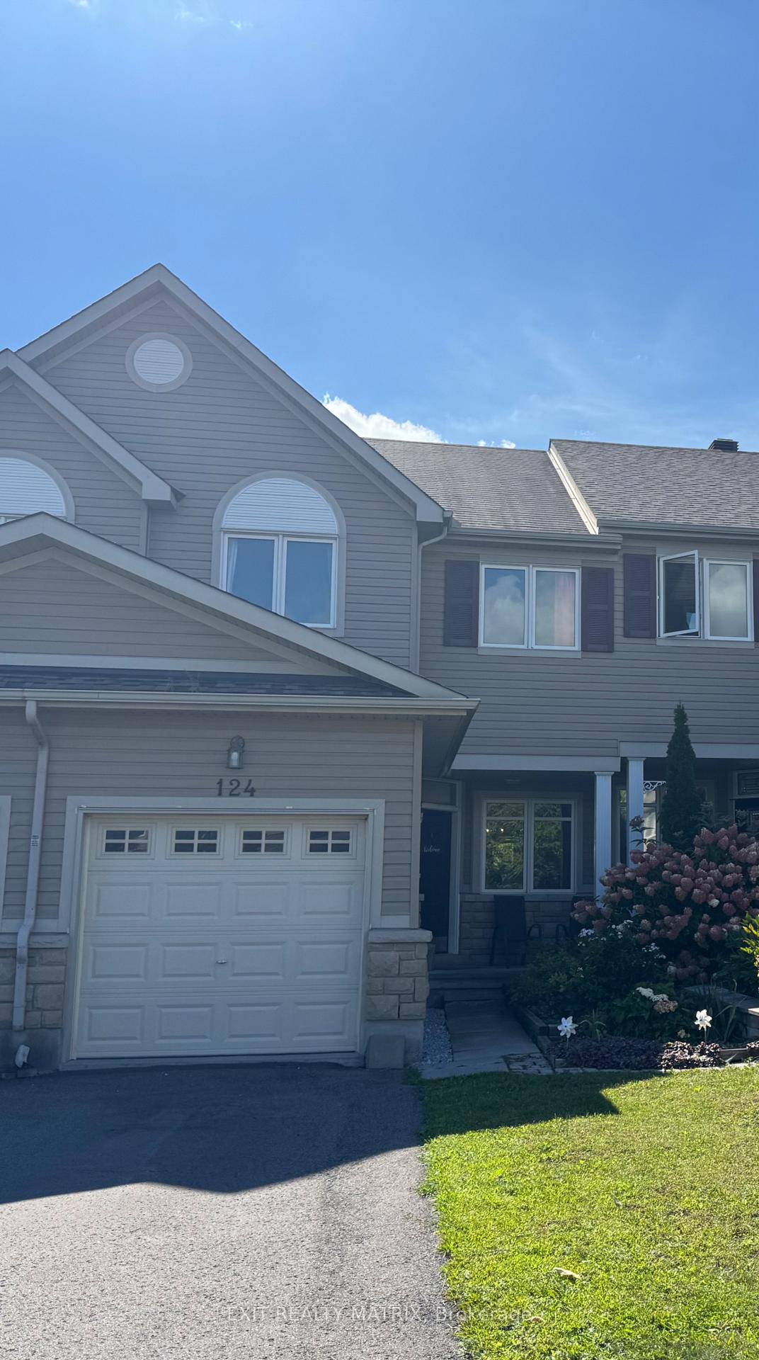 Photo of 124 Dahlia Street