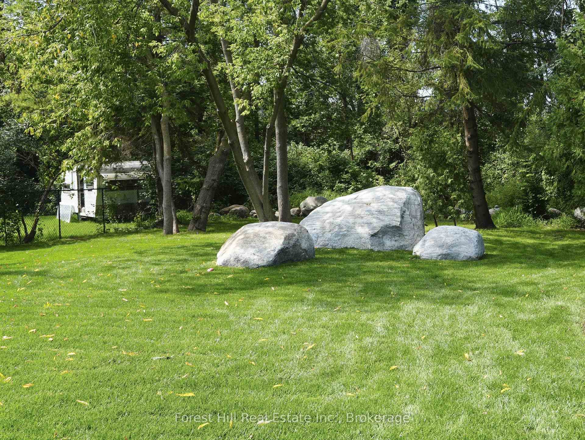 Photo 23 of 29 Niagara Street N, Collingwood — HOMEH