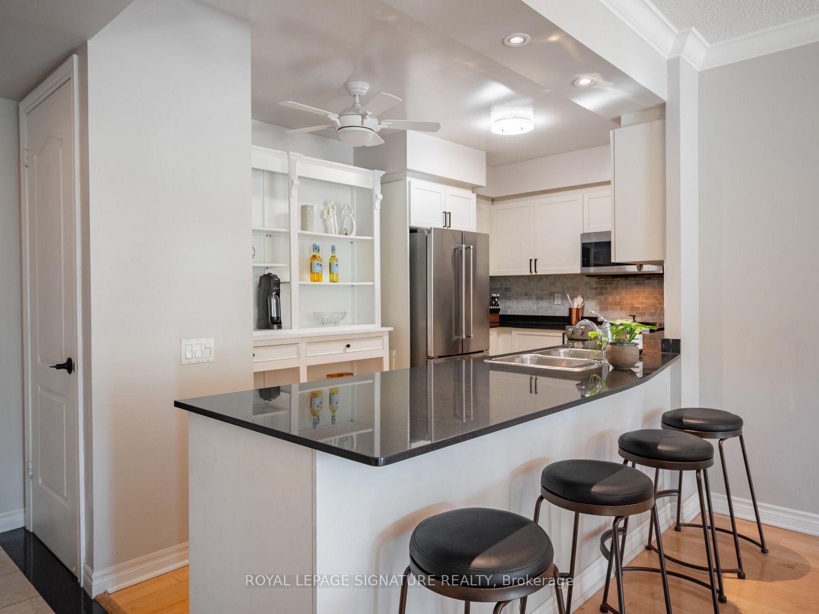 Photo 8 of Unit 612, 18 William Carson Crescent, North York, St. Andrew-Windfields — HOMEH