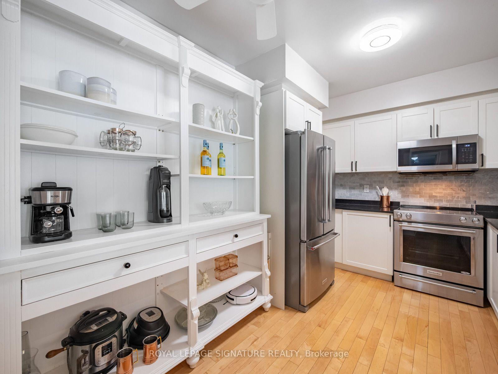 Photo 10 of Unit 612, 18 William Carson Crescent, North York, St. Andrew-Windfields — HOMEH