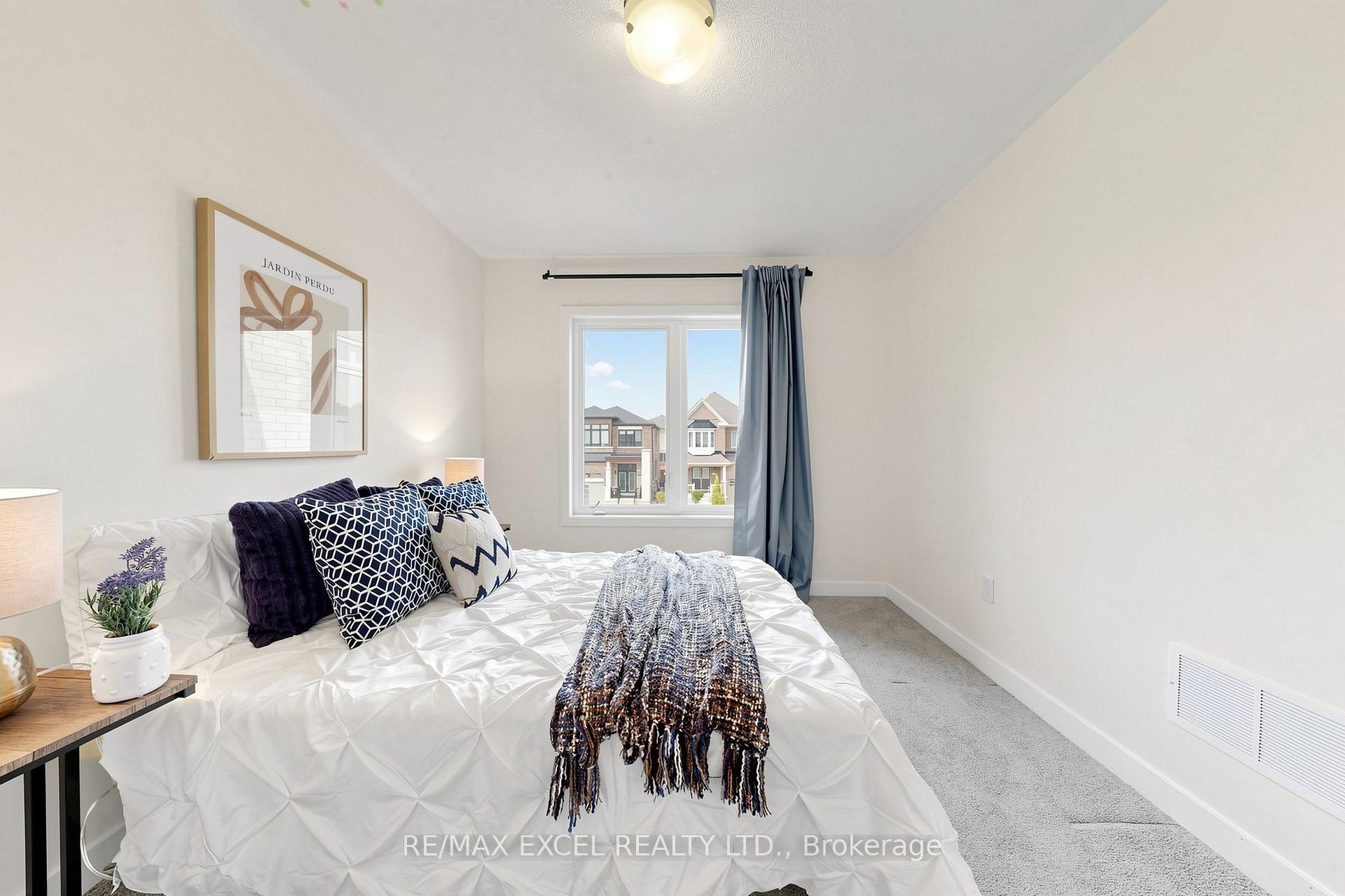 Photo 33 of 66 Mountainside Crescent, Whitby, Rolling Acres — HOMEH