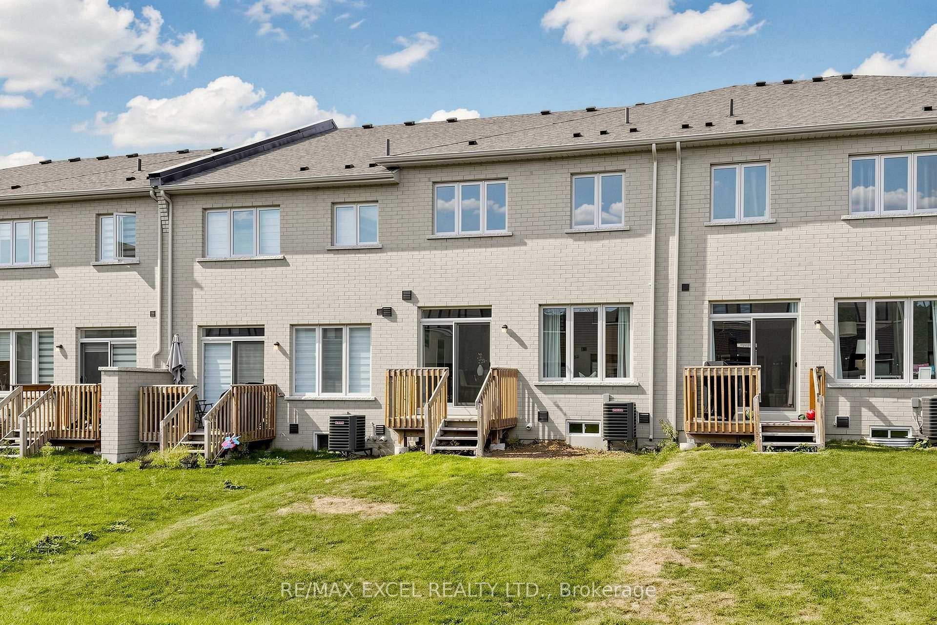 Photo 49 of 66 Mountainside Crescent, Whitby, Rolling Acres — HOMEH