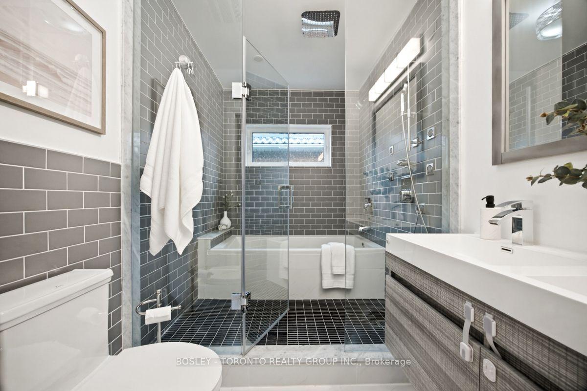 Photo 23 of 99 Cadorna Avenue, Toronto, East York — HOMEH