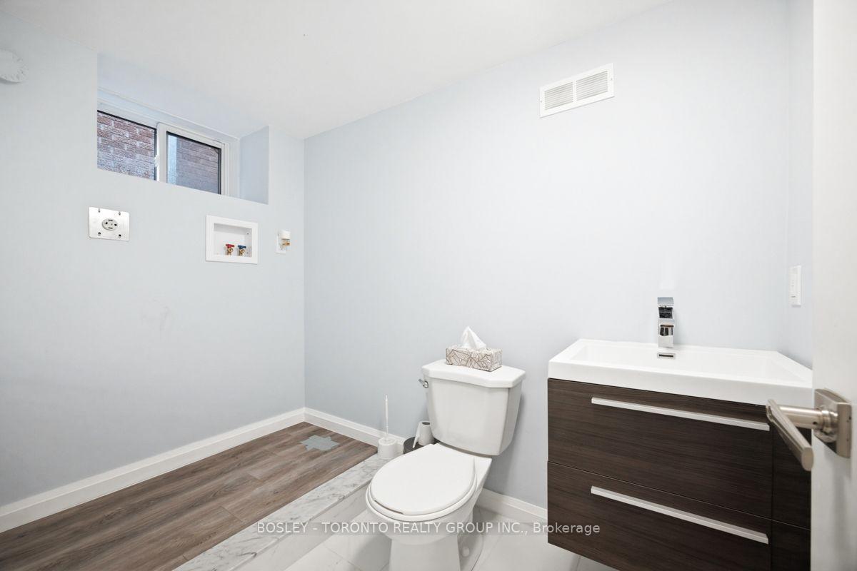 Photo 37 of 99 Cadorna Avenue, Toronto, East York — HOMEH