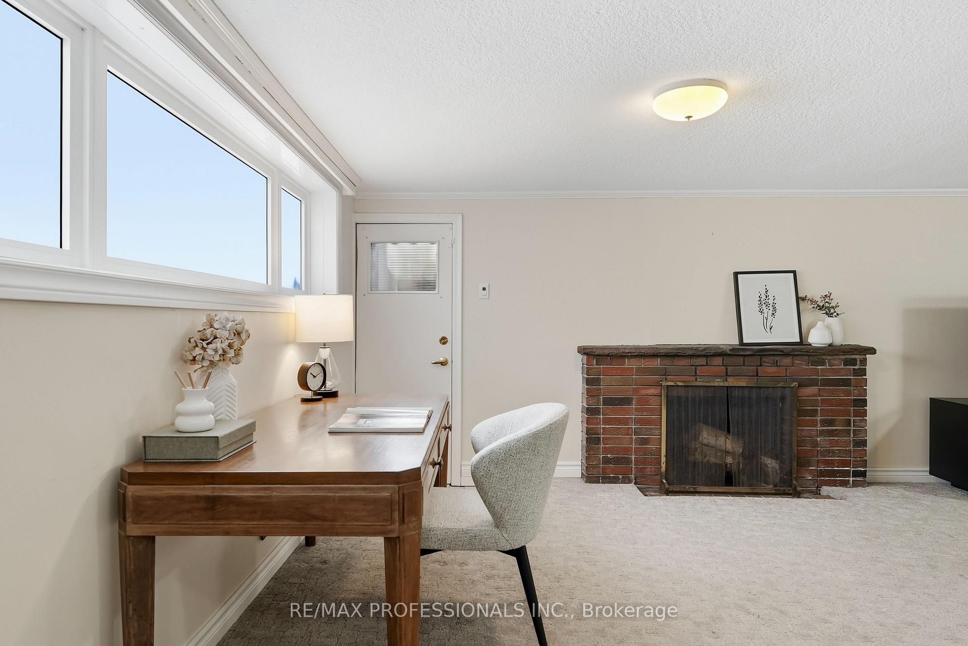 Photo 47 of 38 Ballacaine Drive, Etobicoke, Stonegate-Queensway — HOMEH