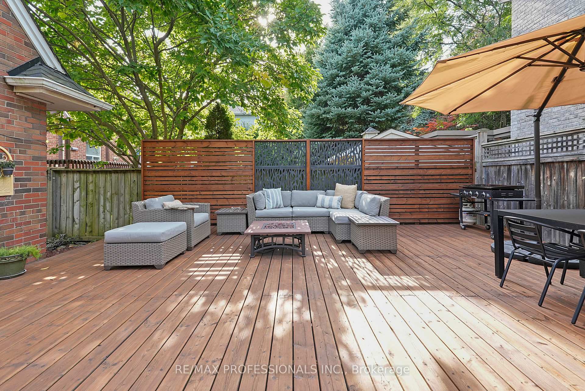 Photo 61 of 38 Ballacaine Drive, Etobicoke, Stonegate-Queensway — HOMEH