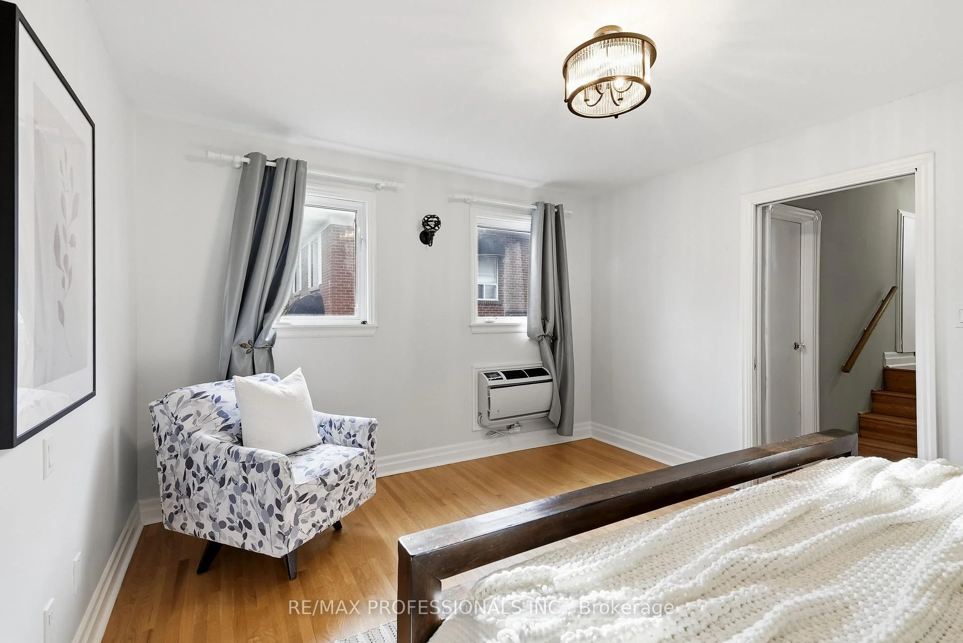 Photo 44 of 38 Ballacaine Drive, Etobicoke, Stonegate-Queensway — HOMEH