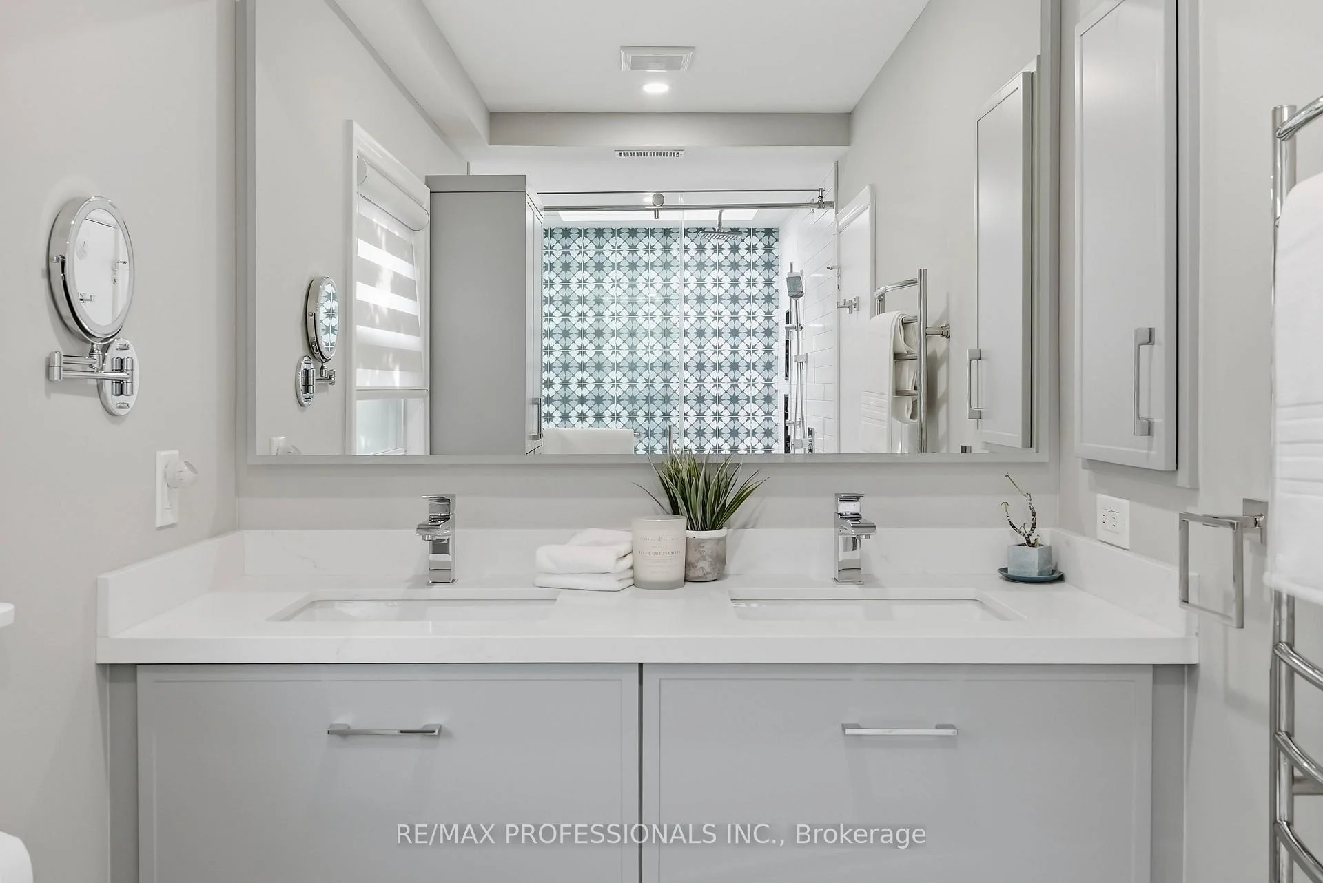 Photo 51 of 38 Ballacaine Drive, Etobicoke, Stonegate-Queensway — HOMEH