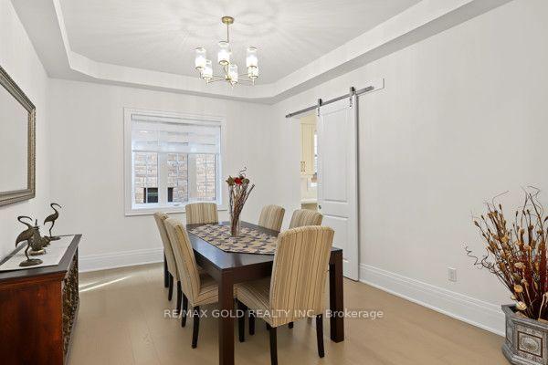 Photo 10 of 81 Kinburn Crescent, Vaughan, Vellore Village — HOMEH