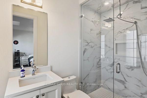 Photo 32 of 81 Kinburn Crescent, Vaughan, Vellore Village — HOMEH