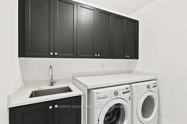 Photo 42 of 81 Kinburn Crescent, Vaughan, Vellore Village — HOMEH