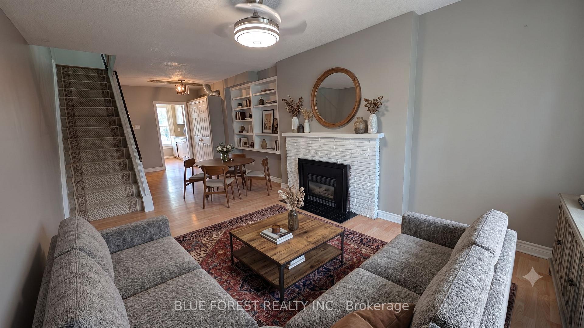 Photo 6 of 36 Arbour Glen Crescent, London, East A — HOMEH