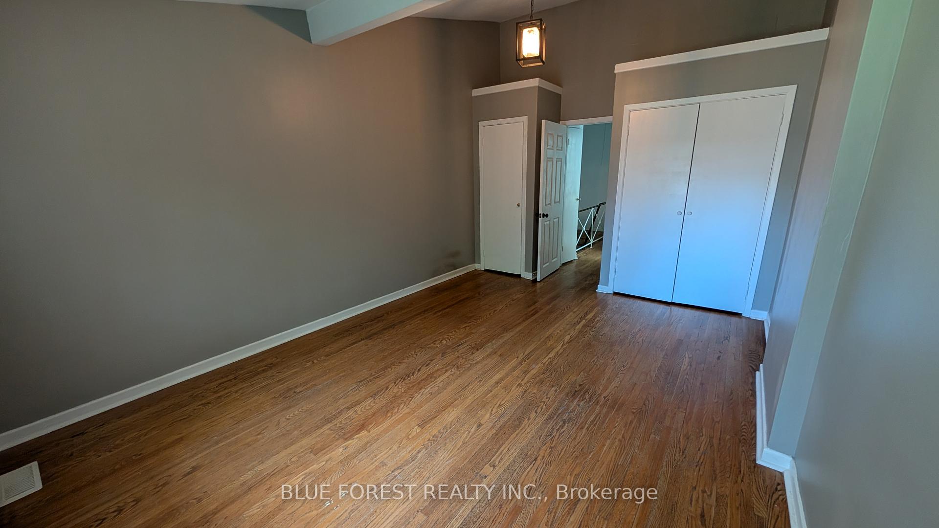 Photo 15 of 36 Arbour Glen Crescent, London, East A — HOMEH