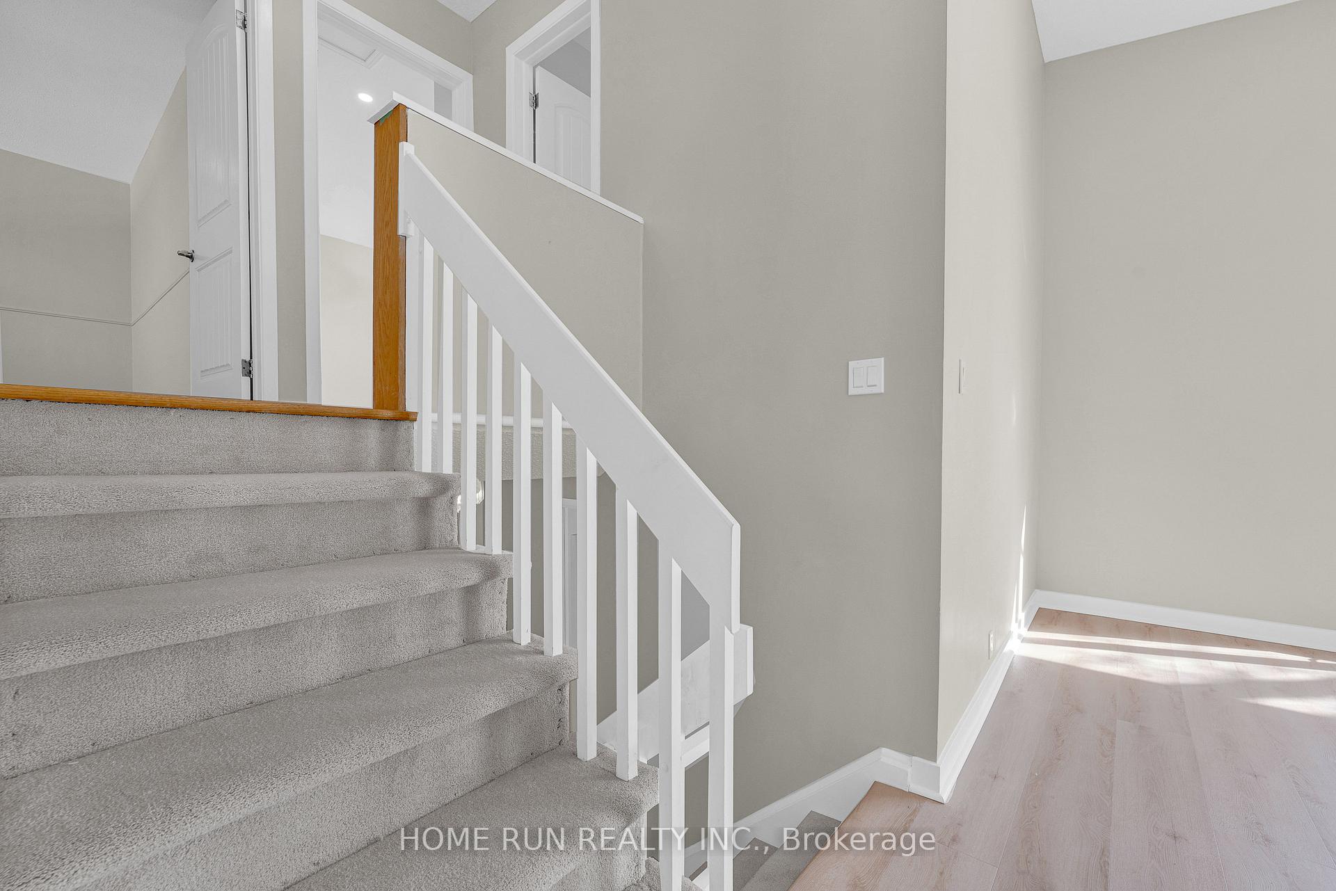 Photo 25 of 1259 Meadowlands Drive E, Ottawa, City View/Skyline/Fisher Heights/Parkwood Hills — HOMEH