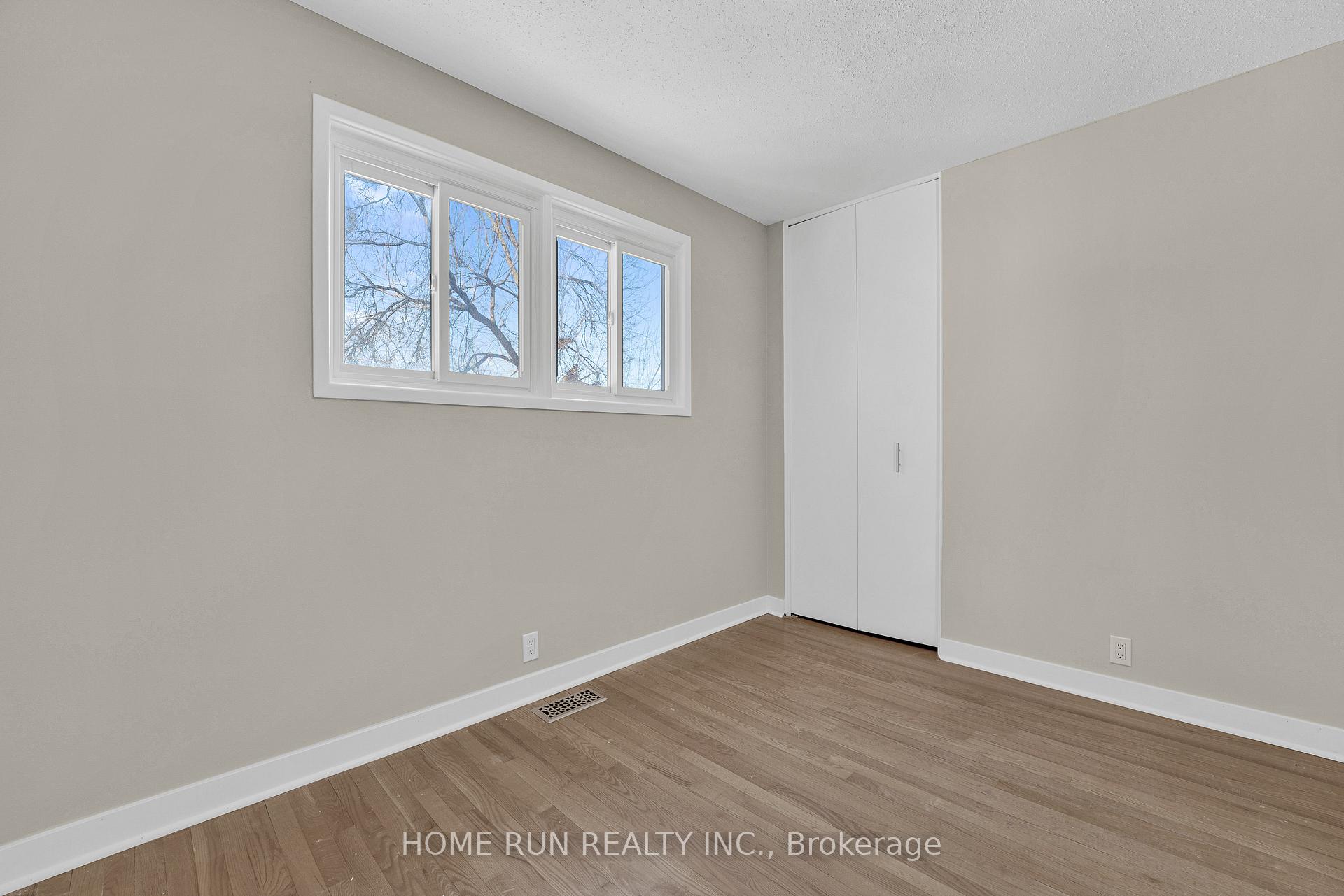 Photo 34 of 1259 Meadowlands Drive E, Ottawa, City View/Skyline/Fisher Heights/Parkwood Hills — HOMEH