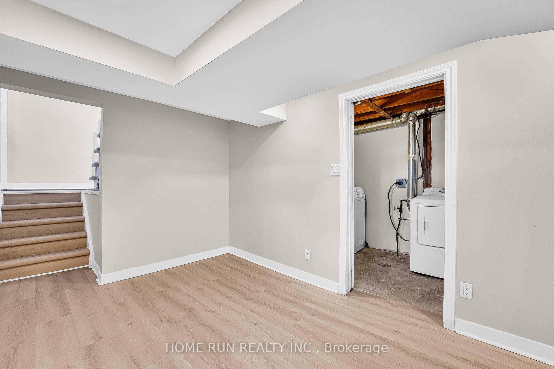 Photo 38 of 1259 Meadowlands Drive E, Ottawa, City View/Skyline/Fisher Heights/Parkwood Hills — HOMEH