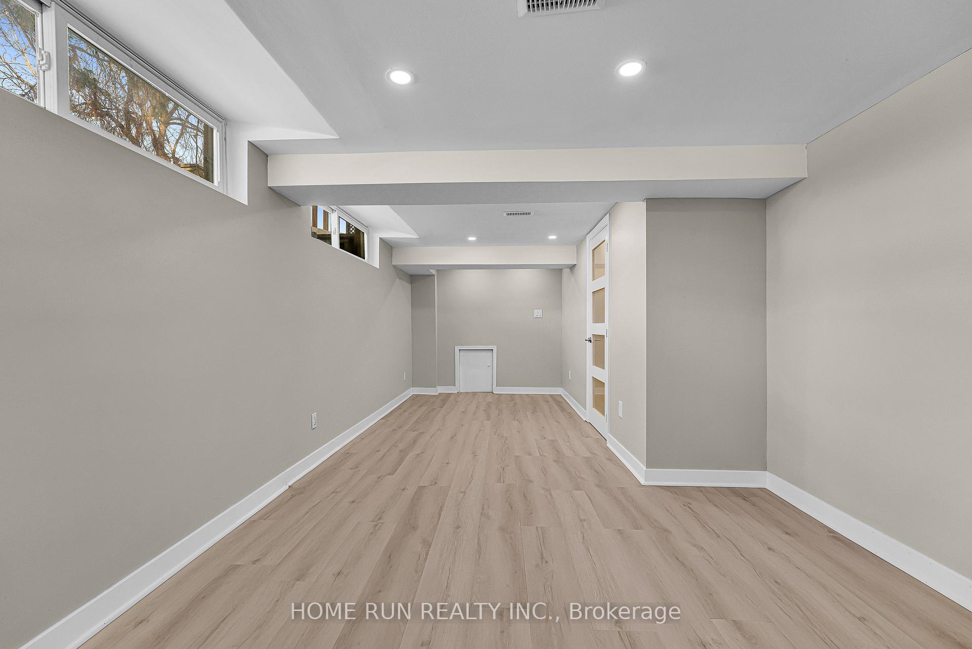 Photo 41 of 1259 Meadowlands Drive E, Ottawa, City View/Skyline/Fisher Heights/Parkwood Hills — HOMEH