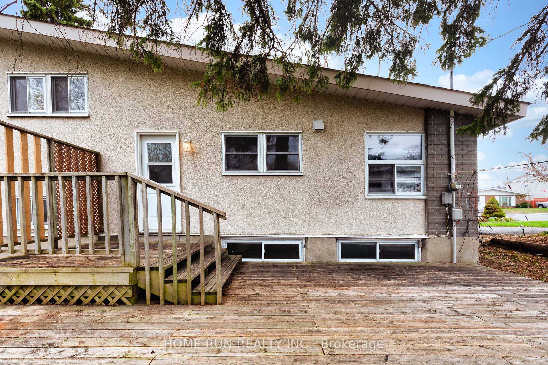 Photo 46 of 1259 Meadowlands Drive E, Ottawa, City View/Skyline/Fisher Heights/Parkwood Hills — HOMEH
