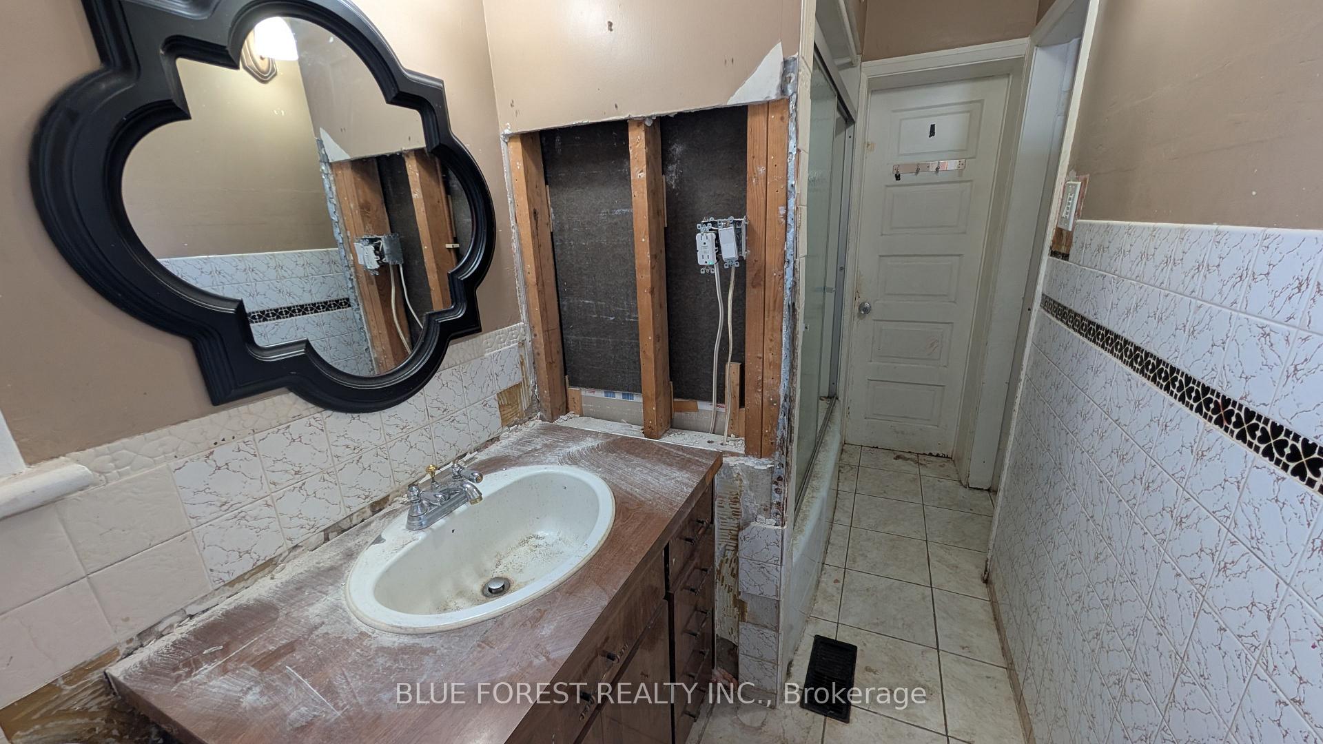 Photo 15 of 23 Hyatt Avenue, London, East L — HOMEH