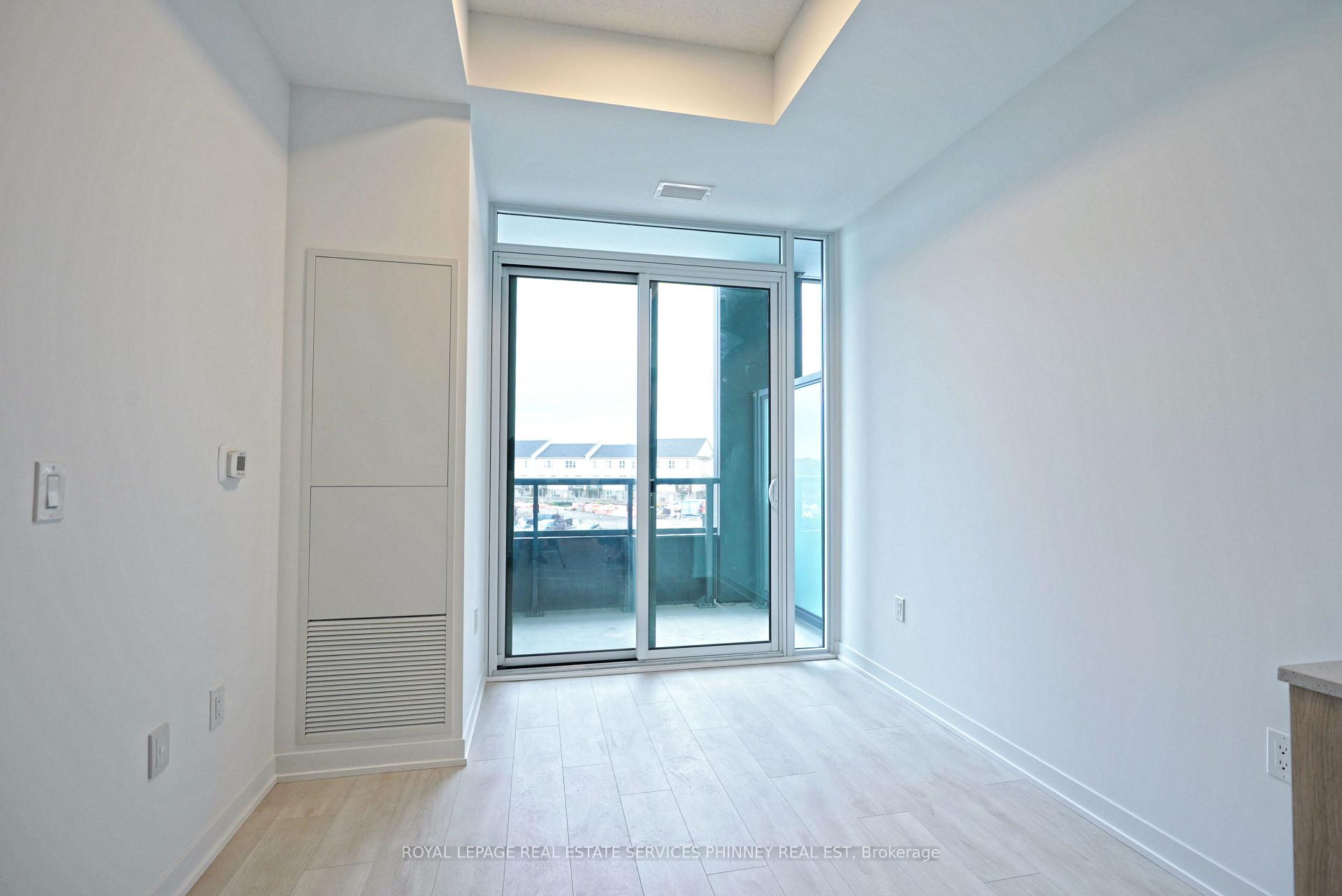 Photo 4 of Unit 305, 4878 Powers Common, Burlington, Alton — HOMEH