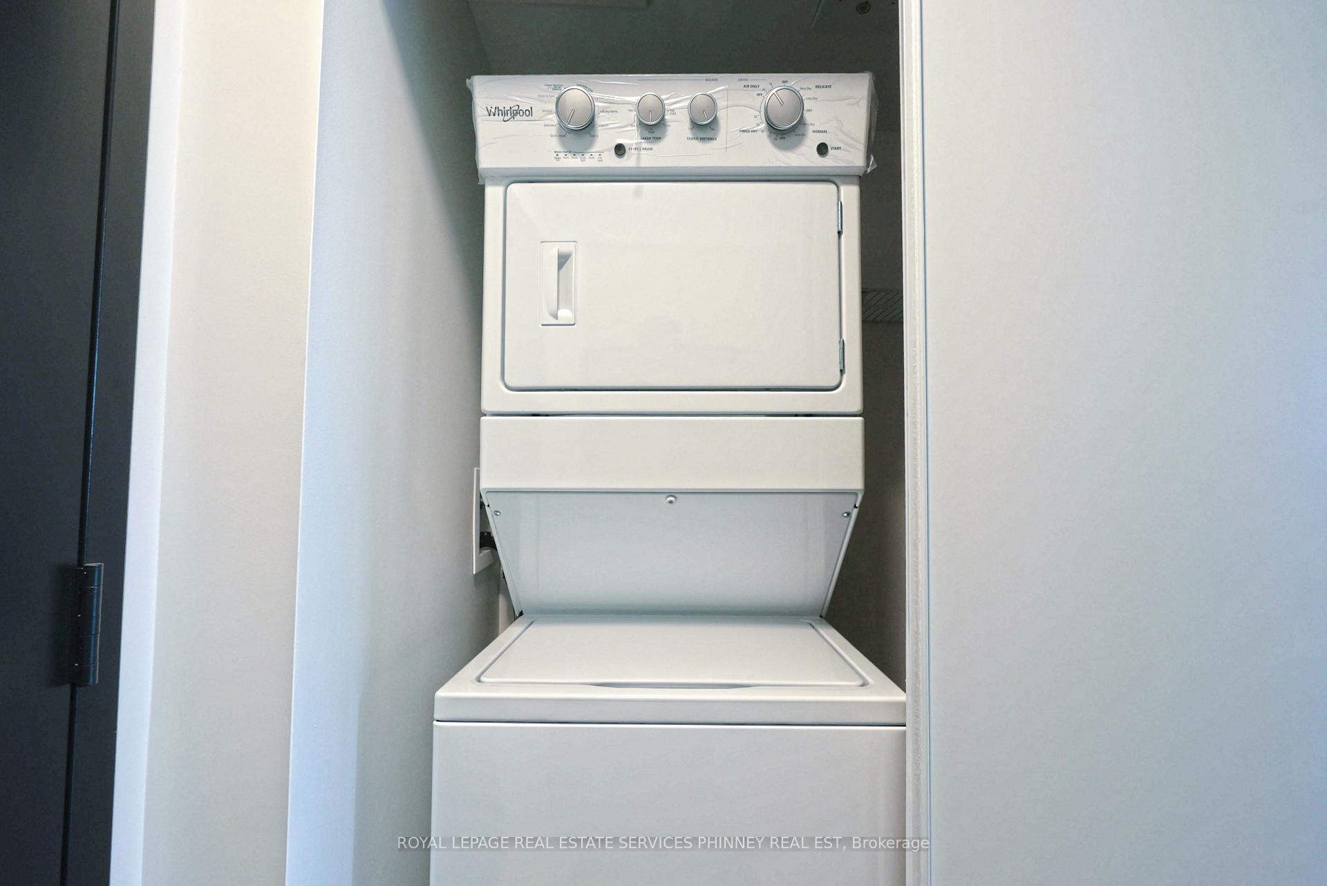 Photo 14 of Unit 305, 4878 Powers Common, Burlington, Alton — HOMEH