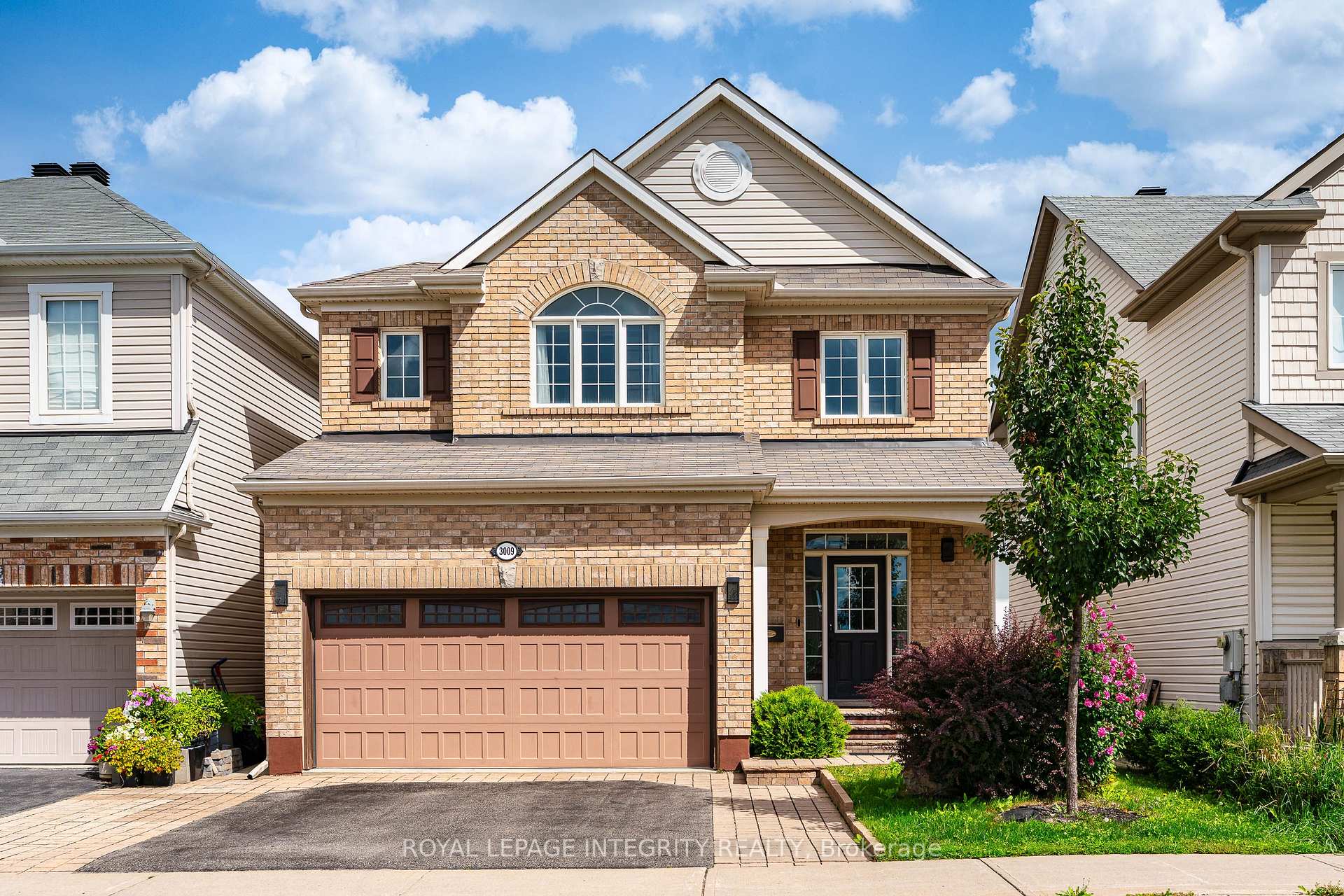 Front of 3009 Freshwater Way