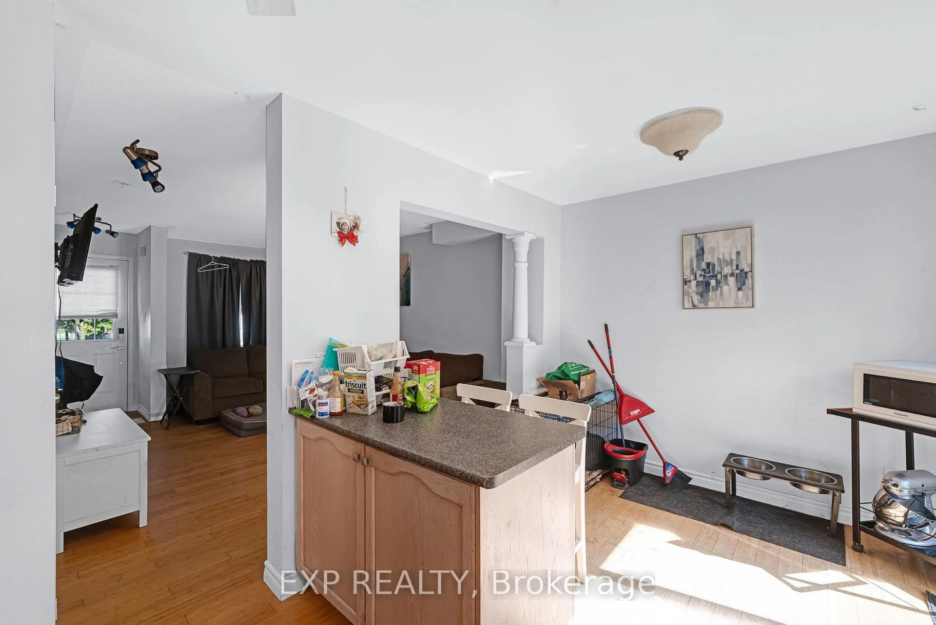 Photo 15 of 134 Trevino Circle, Barrie, East Bayfield — HOMEH