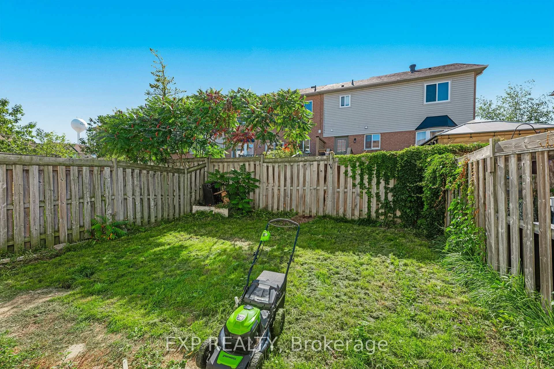 Photo 30 of 134 Trevino Circle, Barrie, East Bayfield — HOMEH