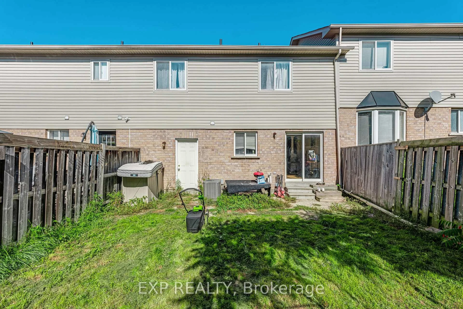 Photo 31 of 134 Trevino Circle, Barrie, East Bayfield — HOMEH