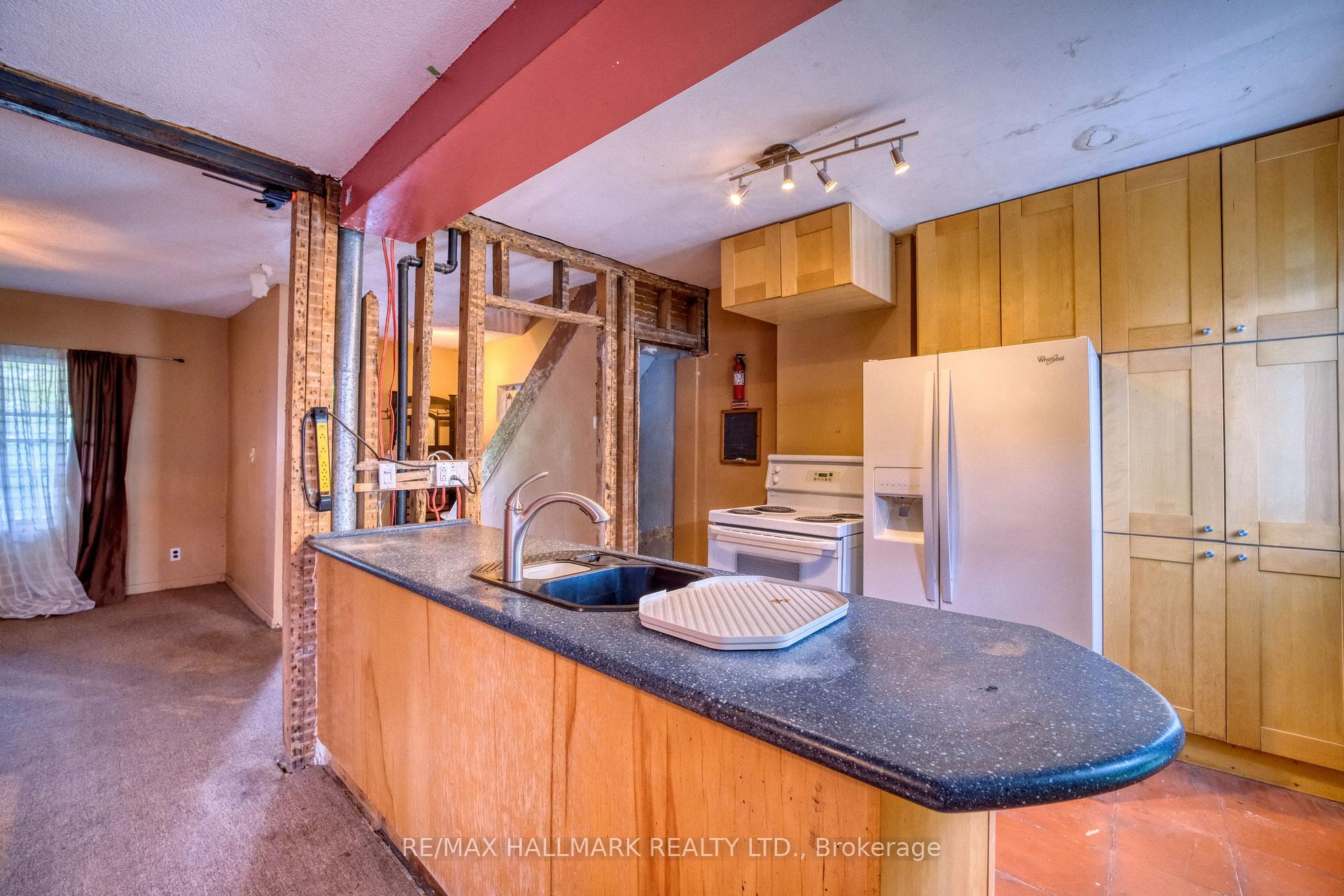 Photo 11 of 787 Eastern Avenue, Toronto, South Riverdale — HOMEH