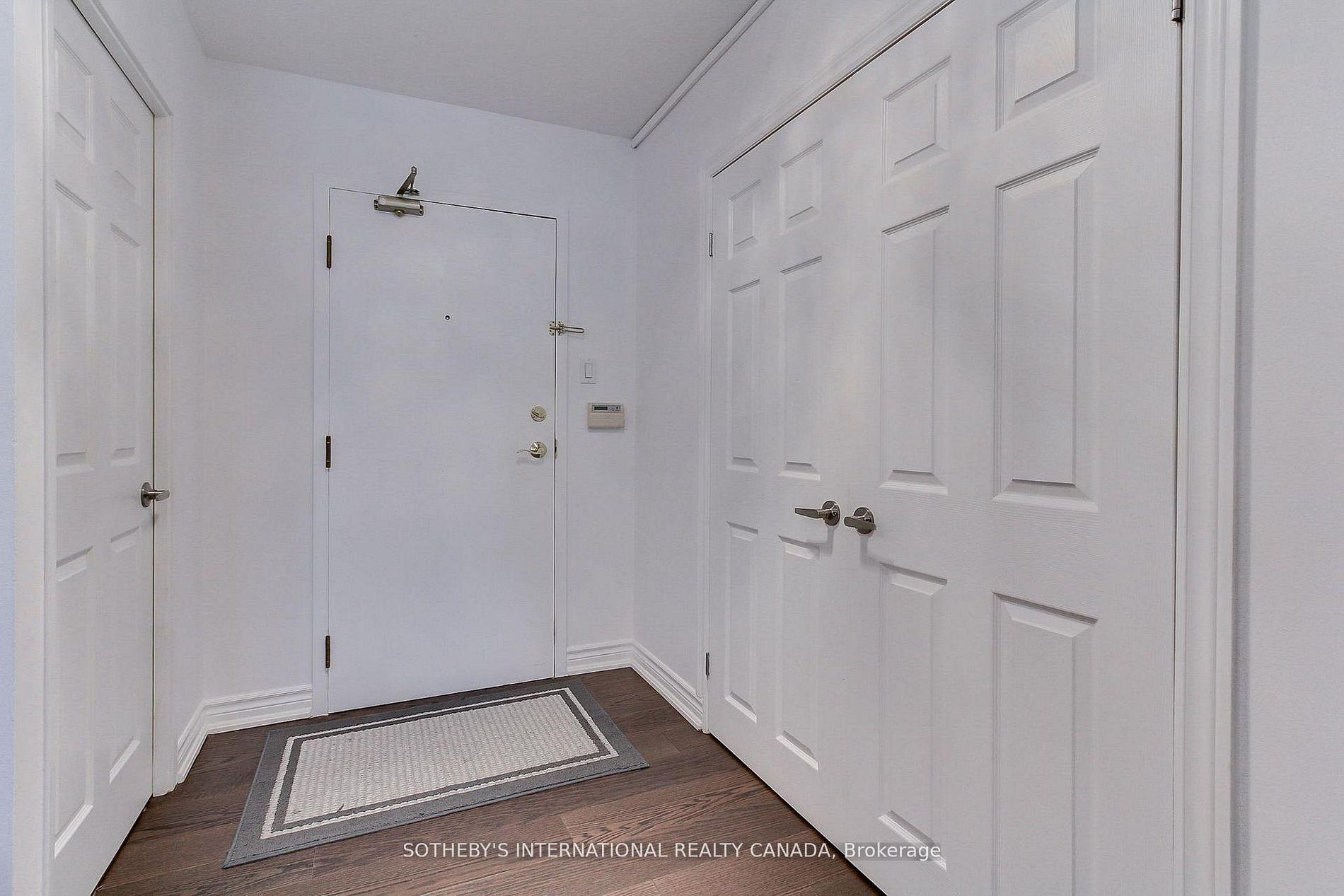 Photo 5 of Unit 301, 40 Harding Boulevard W, Richmond Hill, Harding — HOMEH