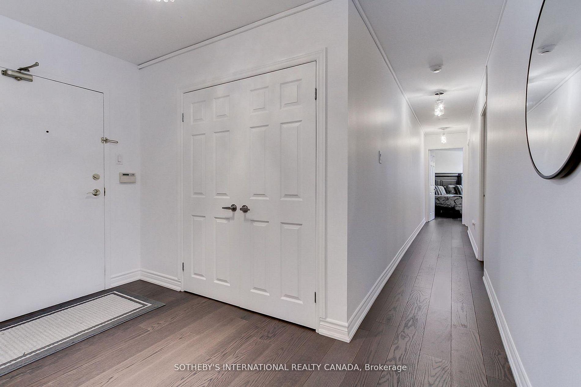 Photo 6 of Unit 301, 40 Harding Boulevard W, Richmond Hill, Harding — HOMEH