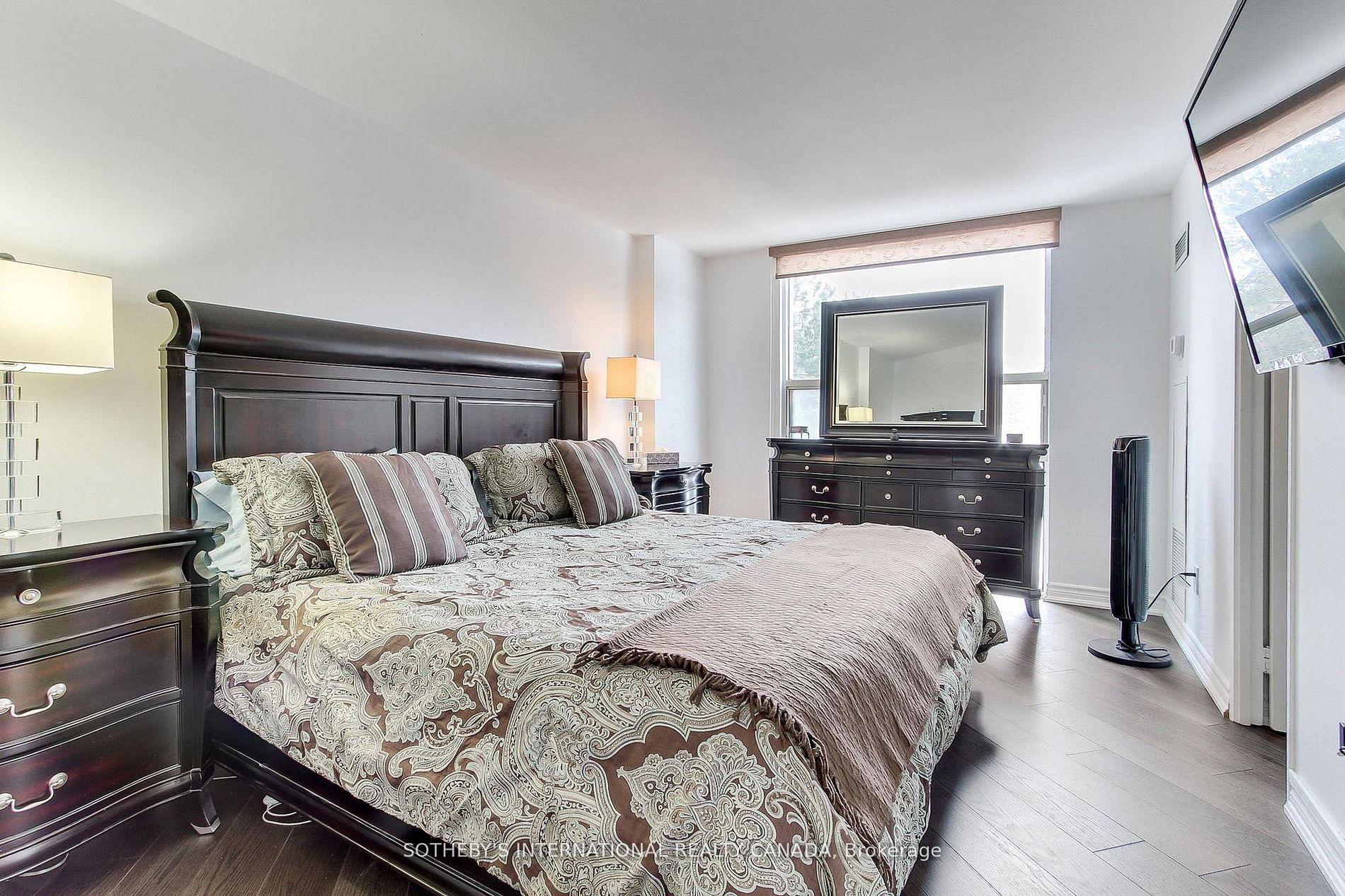 Photo 21 of Unit 301, 40 Harding Boulevard W, Richmond Hill, Harding — HOMEH