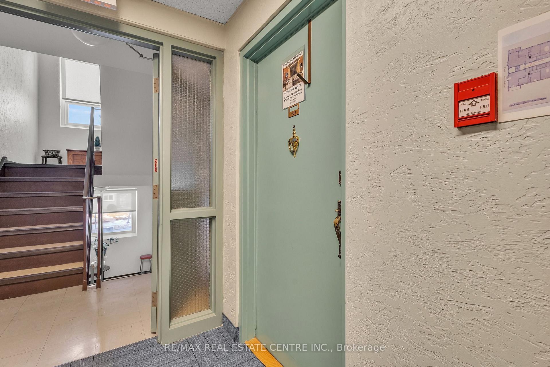 Photo 6 of Unit 202, 67 Breckenridge Drive, Kitchener, Heritage Park - Kitchener — HOMEH