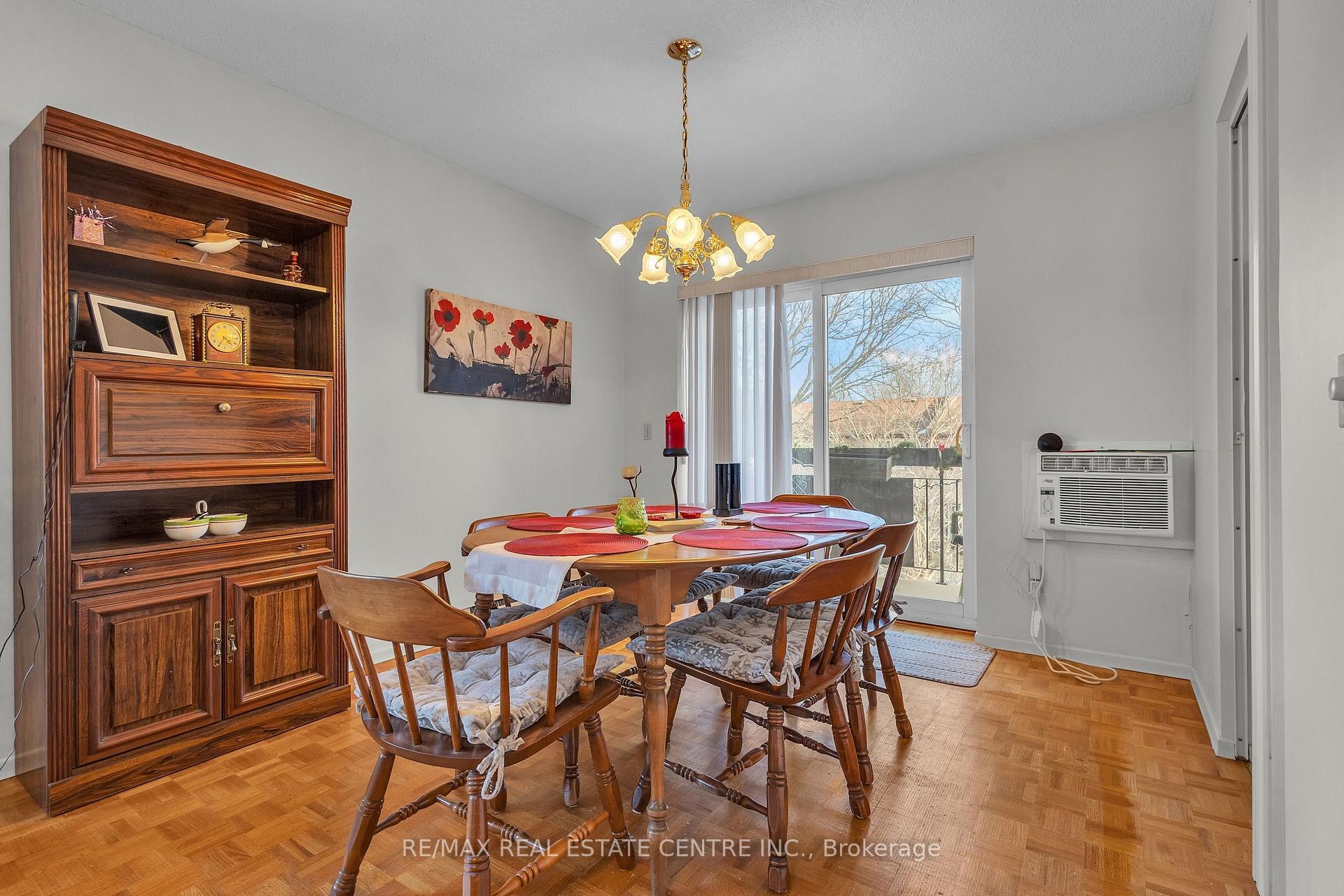 Photo 13 of Unit 202, 67 Breckenridge Drive, Kitchener, Heritage Park - Kitchener — HOMEH