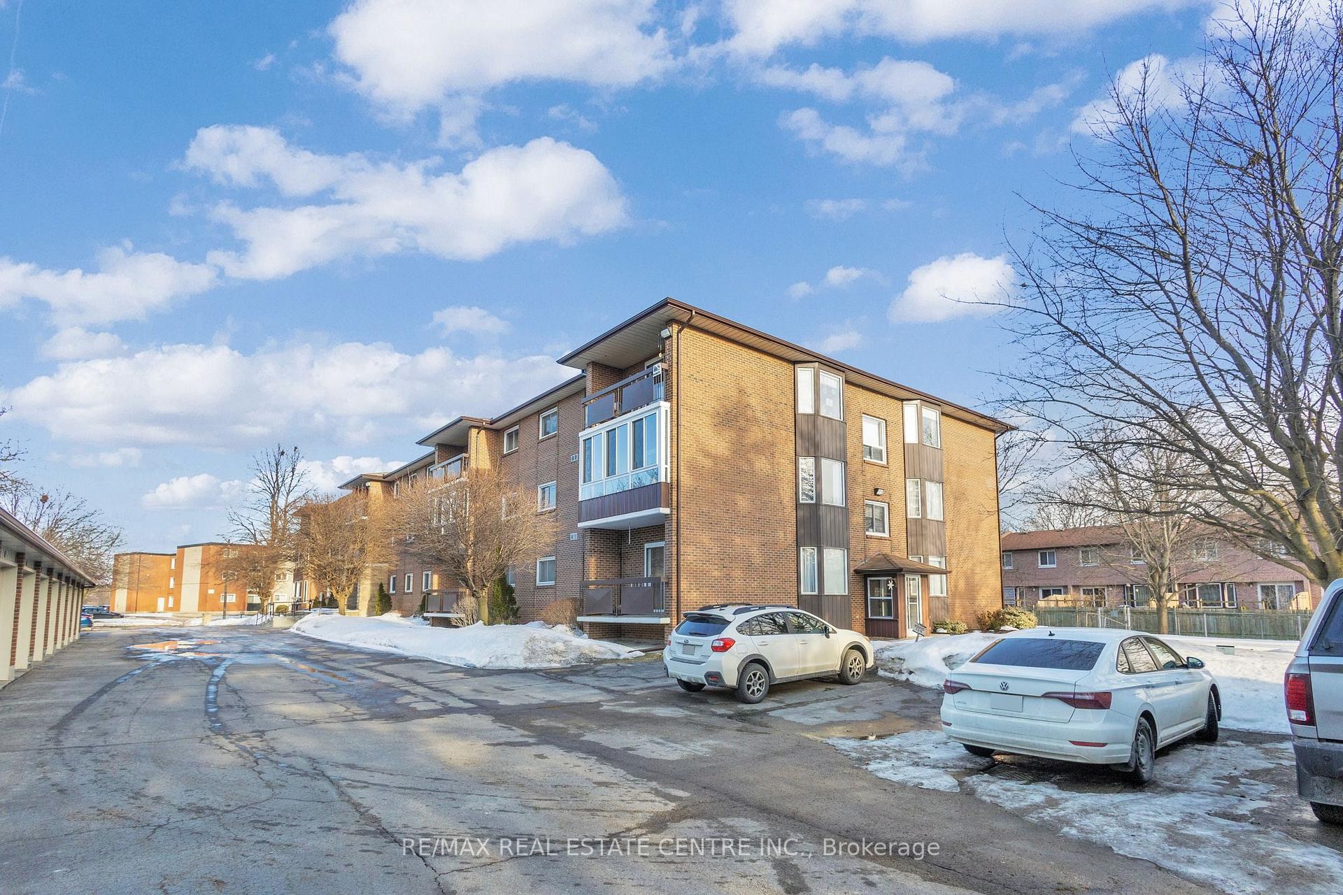 Photo 34 of Unit 202, 67 Breckenridge Drive, Kitchener, Heritage Park - Kitchener — HOMEH