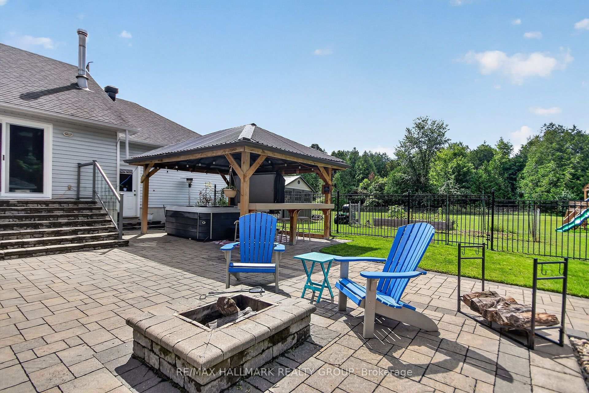 Photo 40 of 8251 Ranita Crescent, Ottawa, Osgoode Twp North of Reg Rd 6 — HOMEH