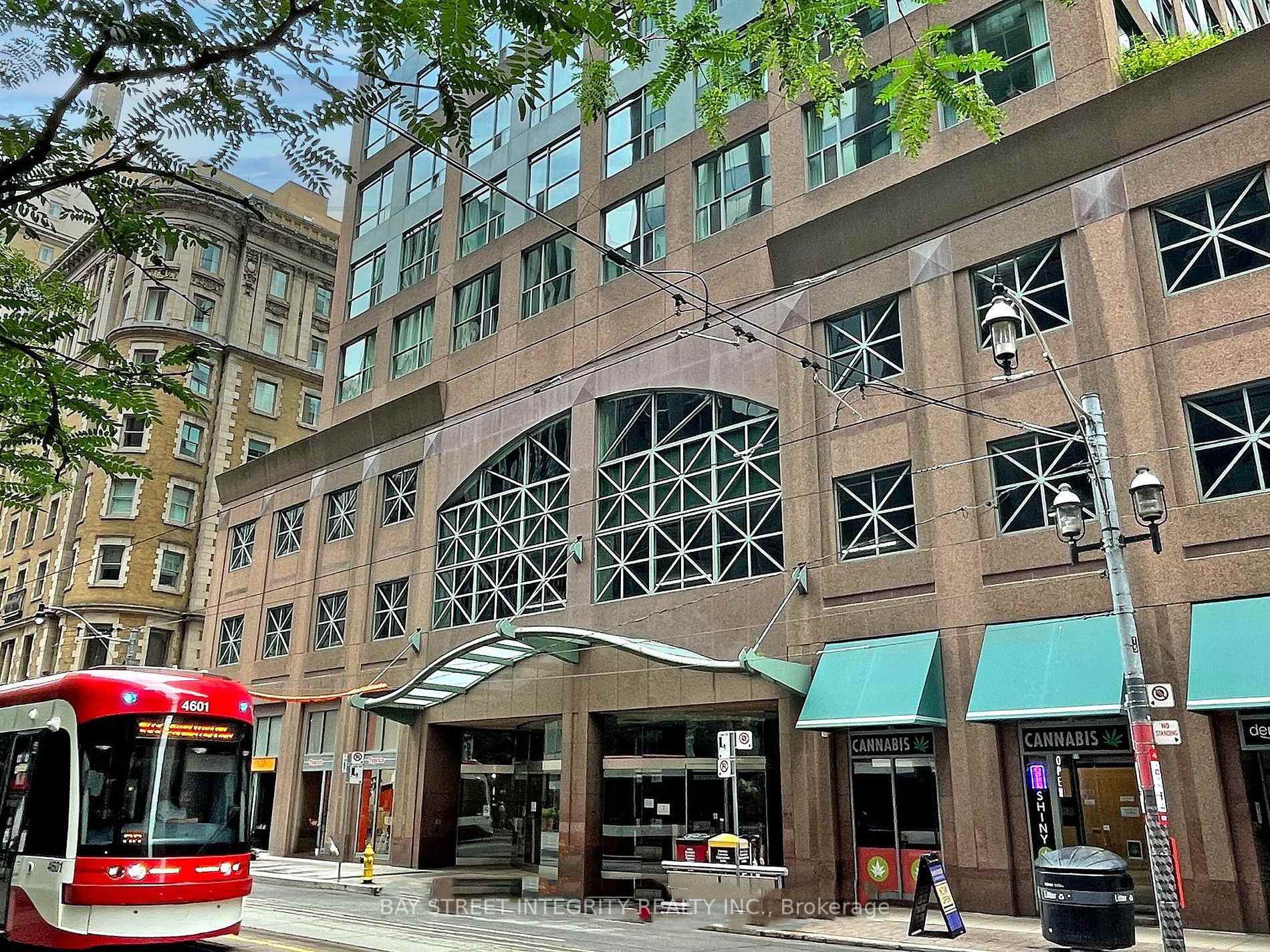Photo of Unit 917, 7 King Street E