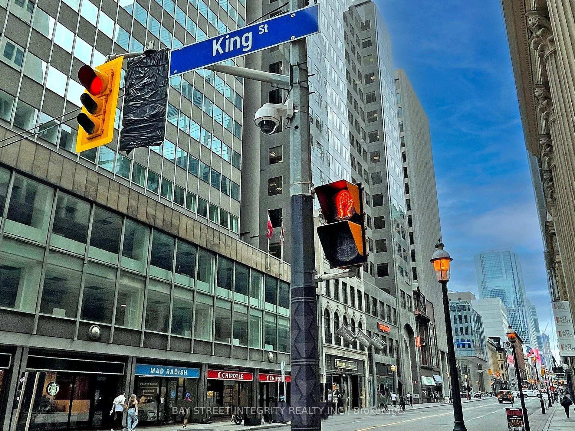 Photo 3 of Unit 917, 7 King Street E, Toronto, Church-Yonge Corridor — HOMEH