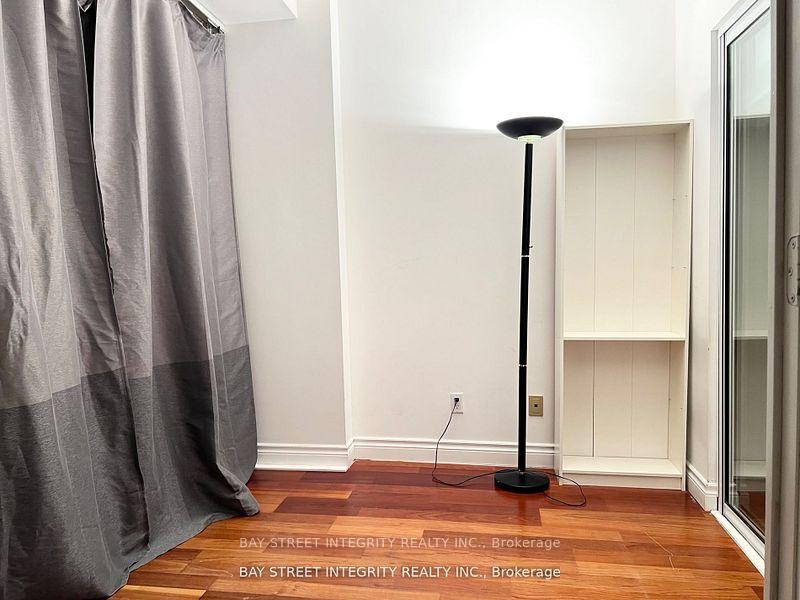 Photo 10 of Unit 917, 7 King Street E, Toronto, Church-Yonge Corridor — HOMEH